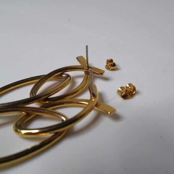 Vintage Metal Dangle Earrings - Picture 13 of 16